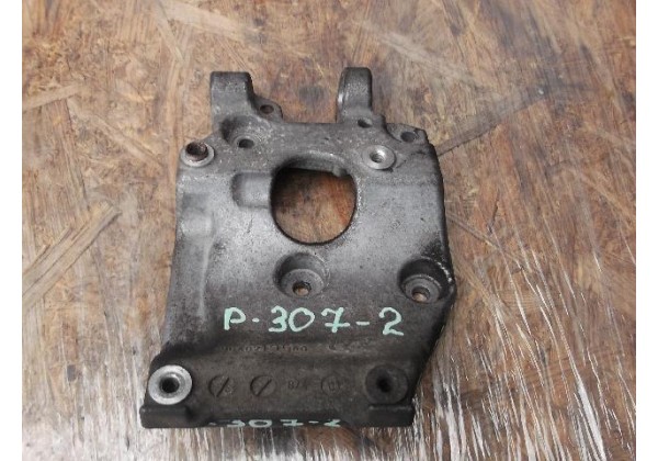 Кронштейн кріплення кондиціонера Peugeot, Citroen 1.4, 1.6 hdi, 9646719580